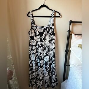 Old Navy Fit & Flare Linen Midi Dress with Smocked Back - Size L - Black Floral